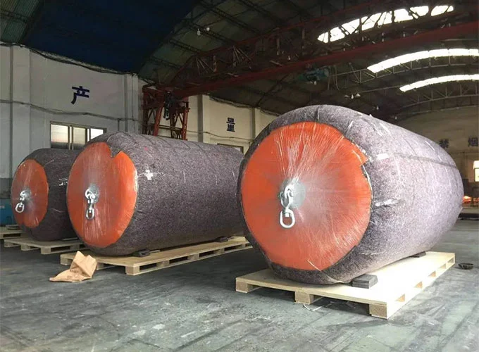 Apa sing Ndadekake Polyurethane Floating Fender minangka Pilihan sing Bisa Dipercaya kanggo Perlindhungan Laut?