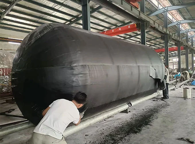 Karet Fender kanggo Submarine